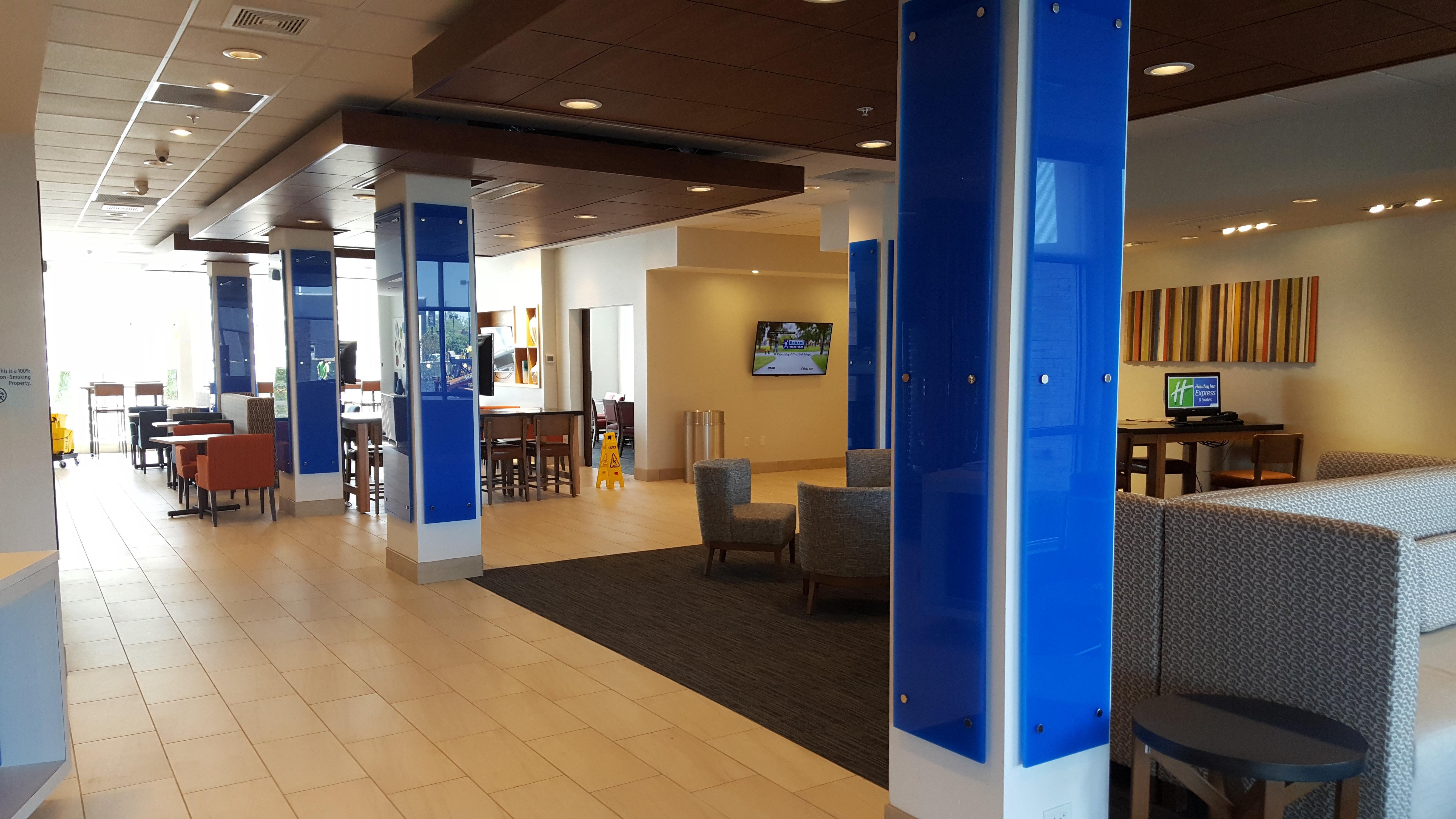 Holiday Inn Express & Suites Toledo West By Ihg Extérieur photo