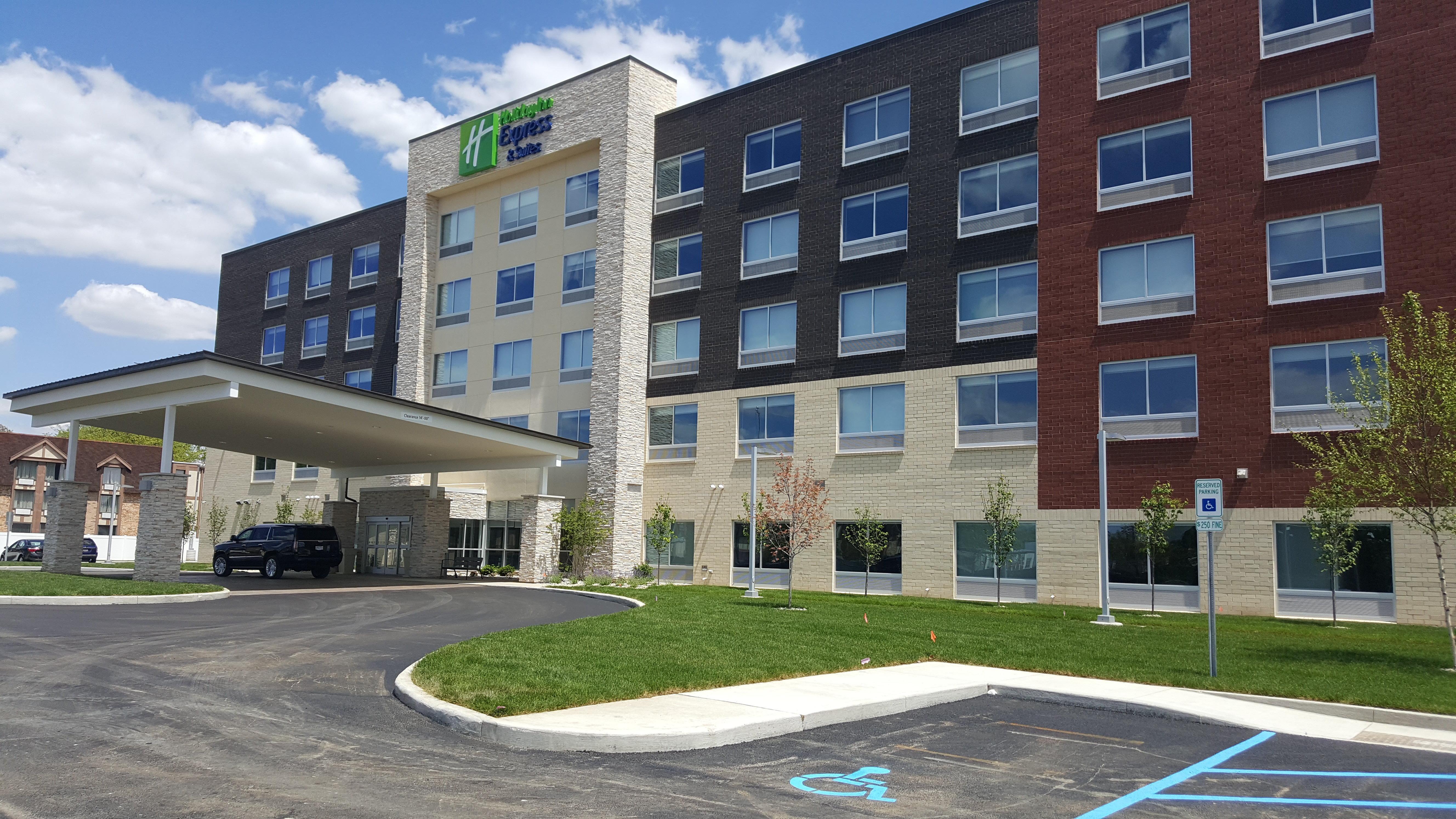 Holiday Inn Express & Suites Toledo West By Ihg Extérieur photo