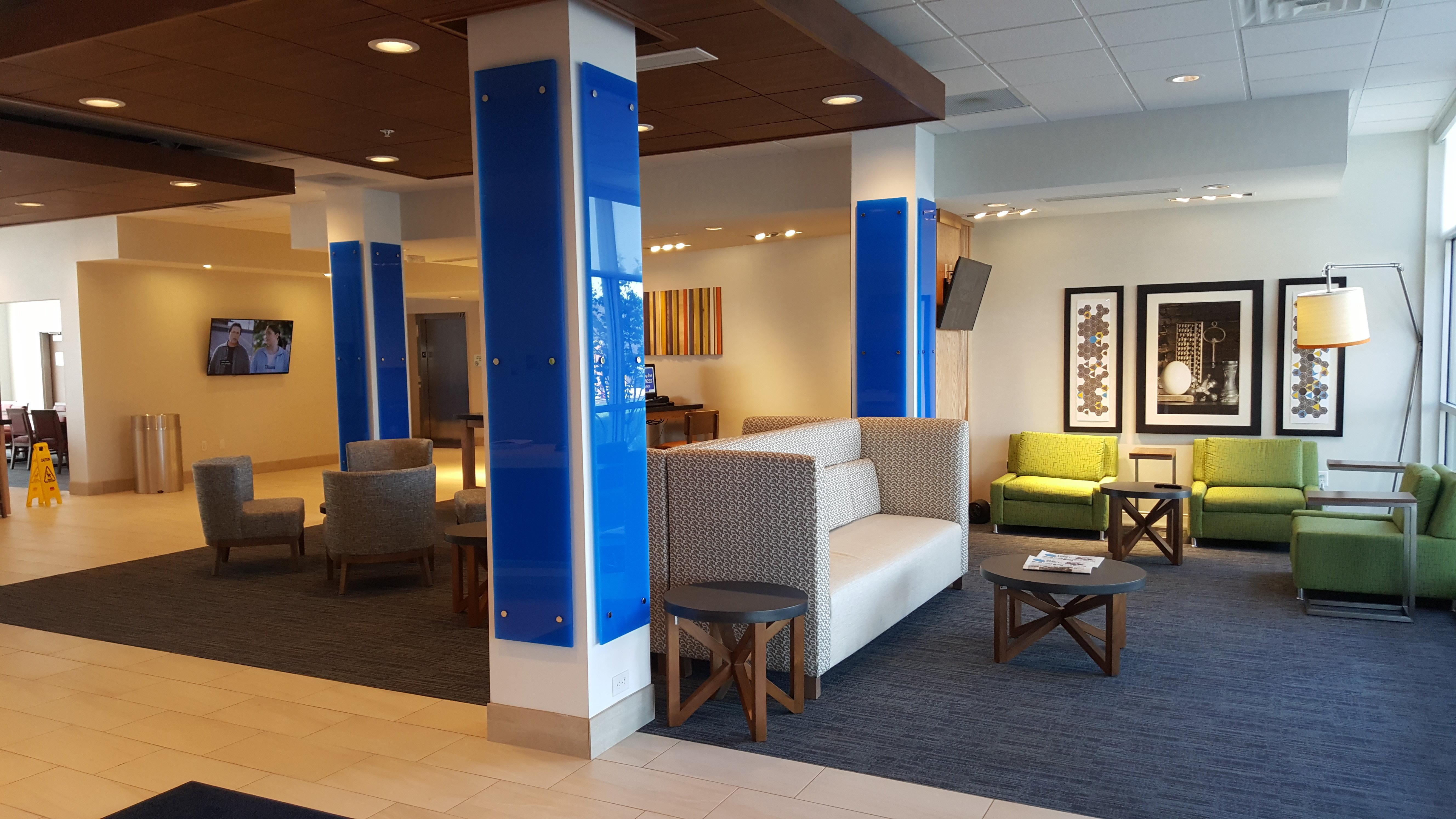Holiday Inn Express & Suites Toledo West By Ihg Extérieur photo