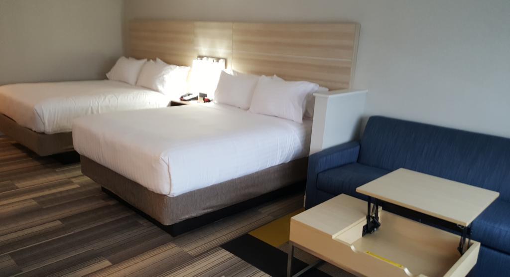 Holiday Inn Express & Suites Toledo West By Ihg Extérieur photo